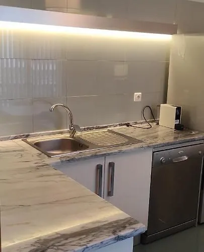 Ponta Delgada Apartment T3 Apartamento *